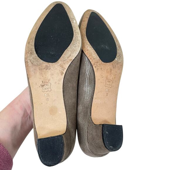 VANELi Astyr Taupe Miniliz Print Taupe Leather Slip On Low Heel Pump Size 9.5 - Picture 5 of 8